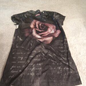 Rose tshirt